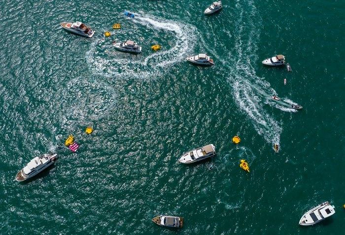 （新春見聞）春節假期三亞游艇出海游火爆