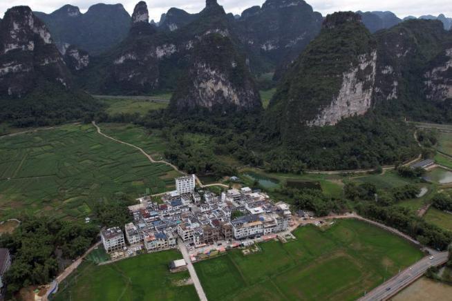 廣西大新縣明仕田園風光猶如山水畫