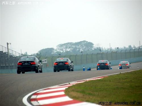 ��܇֮�� �A�����R ���R3ϵ 325i m�\(y��n)����