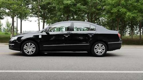 С�������(d��ng)�� 4��ʹ�Üu݆����܇(ch��)�����]