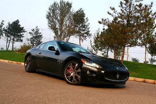 ��ħ�����ԇ�{��ɯ����GranTurismo S ��܇֮��