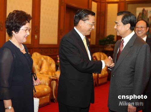 �D�������(hu��)Ҋ����Ո(q��ng)�����������L(zh��ng)һ��